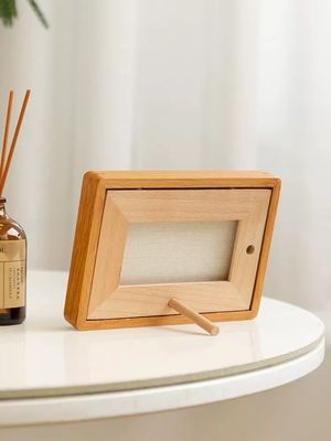 Simplicity Style Small Picture Frames Natural Wooden Photo Frames Tabletop With Bracket